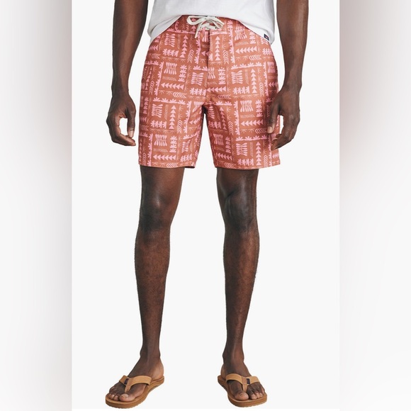 Faherty Other - Faherty x Anna Kahalekulu men’s sun washed‎ board shorts size 38 red naupaka
